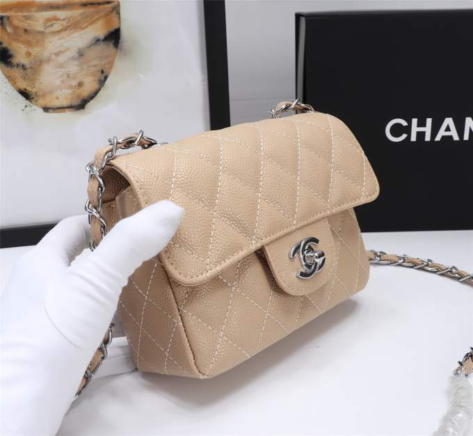 Chanel Mini Caviar Bag - Imagem 5