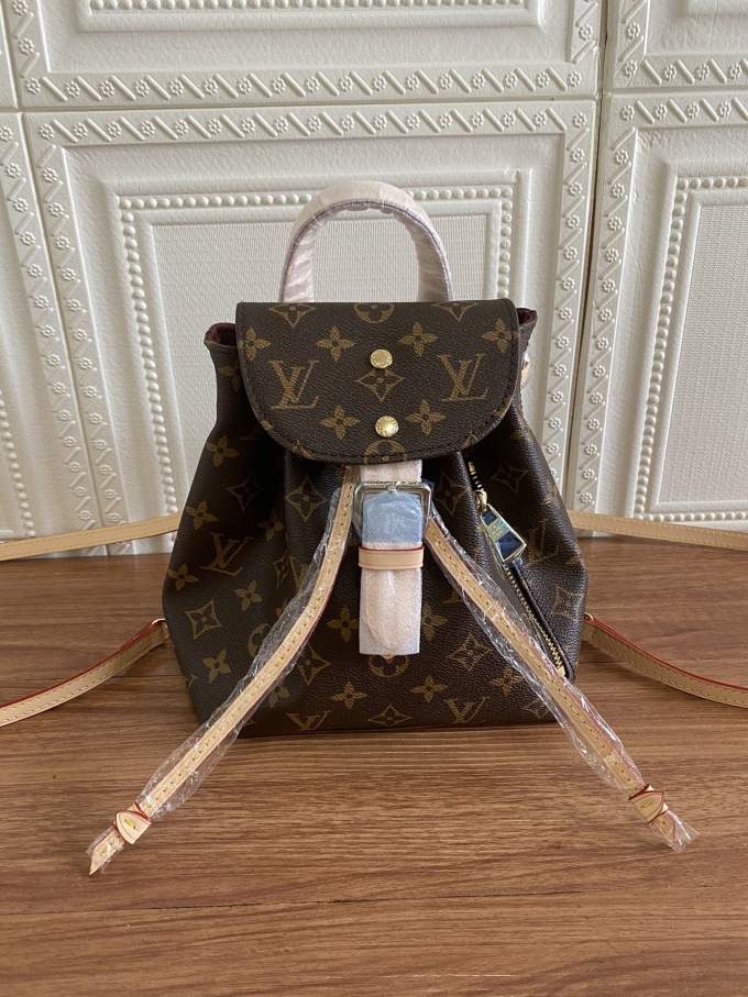 Louis Vuitton Sperone BB Backpack - Imagem 2