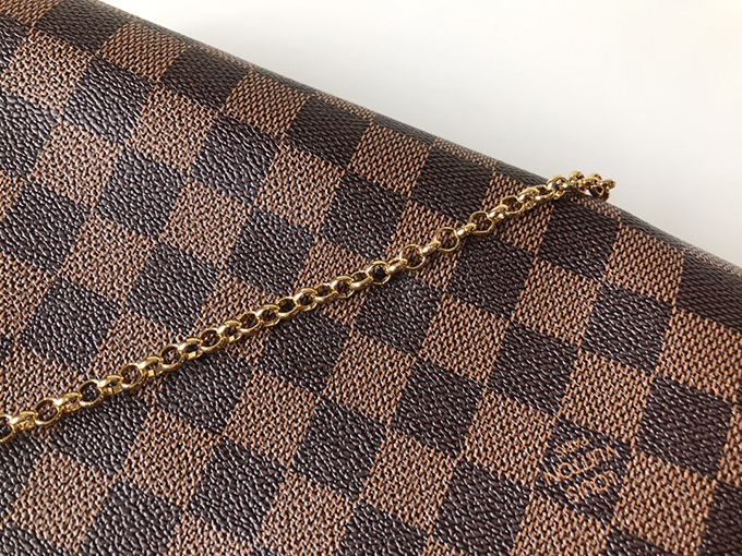 Louis Vuitton Favorite MM - Imagem 16