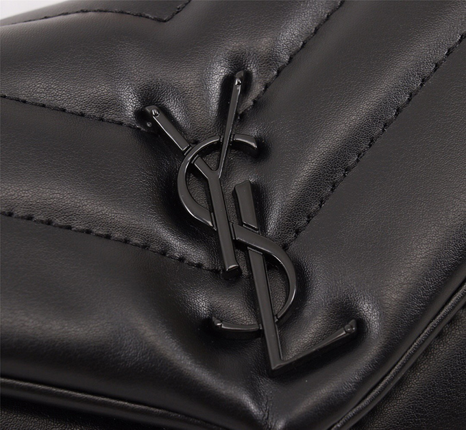 YSL Loulou Toy Bag Matelassé “Y” Leather - Imagem 17