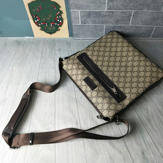 Gucci Signature Messenger Bag - Imagem 12