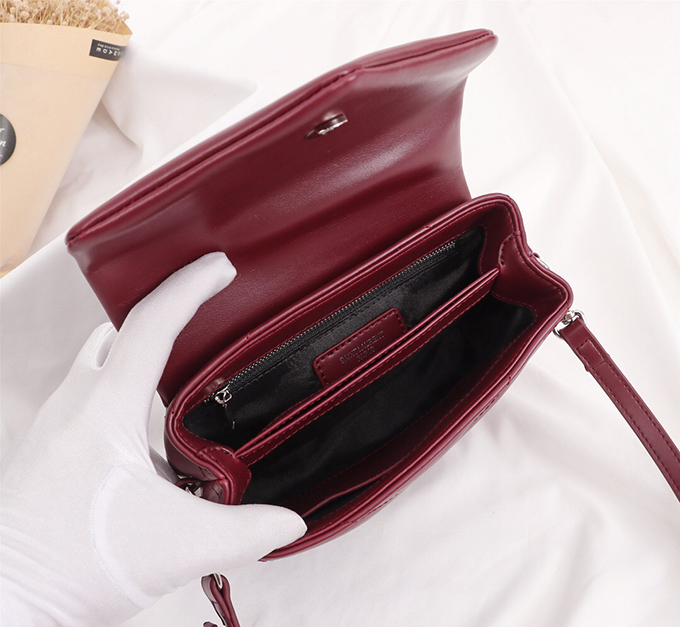 YSL Loulou Toy Bag Matelassé “Y” Leather - Imagem 11