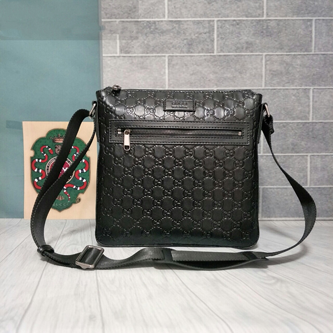 Gucci Signature Messenger Bag - Imagem 5