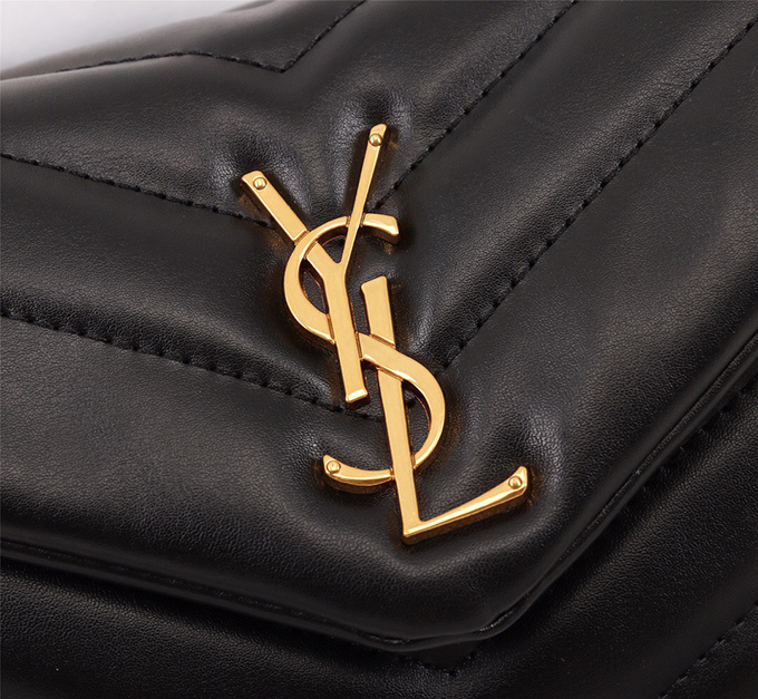 YSL Loulou Toy Bag Matelassé “Y” Leather - Imagem 14