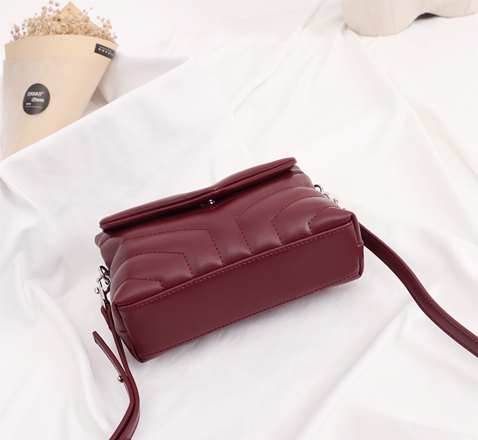YSL Loulou Toy Bag Matelassé “Y” Leather - Imagem 22