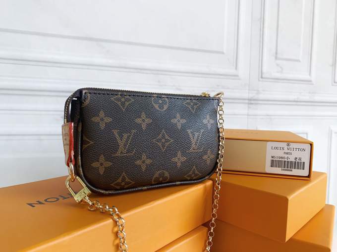 Louis Vuitton Mini Pochette - Imagem 6