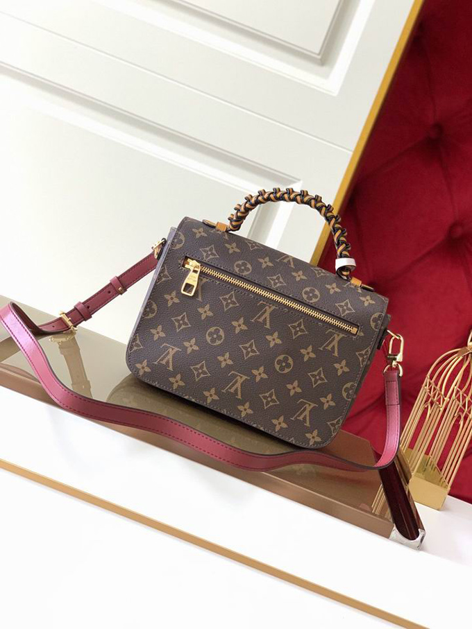 Louis Vuitton Pochette Metis Braided - Imagem 12