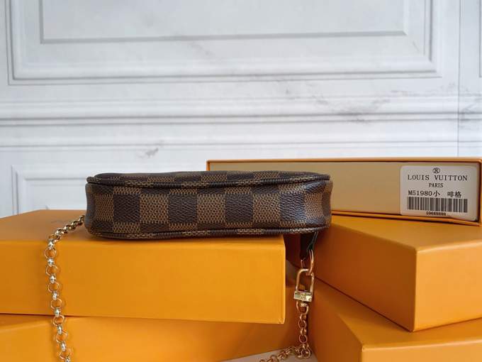 Louis Vuitton Mini Pochette - Imagem 7
