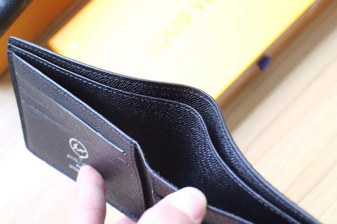 Louis Vuitton Multiple Wallet - Imagem 4