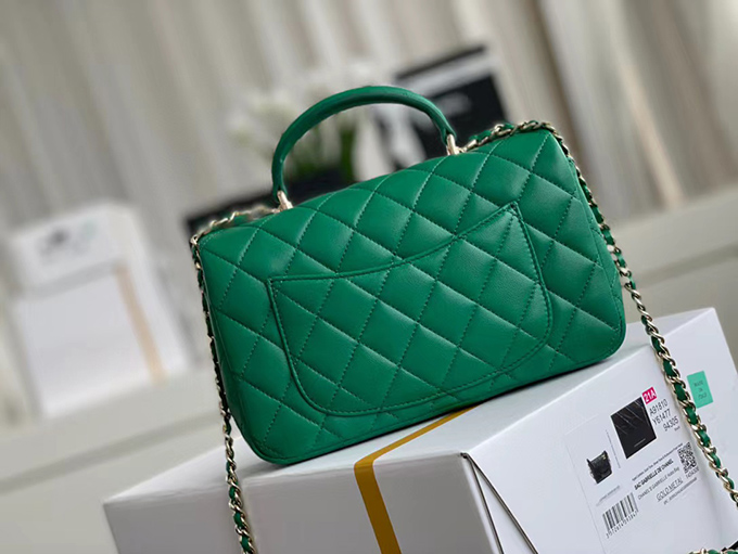 Chanel Emerald Green Top Handle Mini Bag - Imagem 4