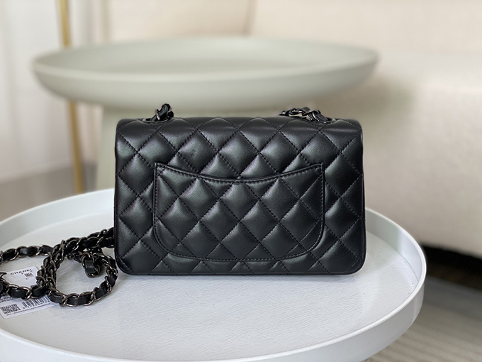 Chanel Mini Lambskin Black with Ruthenium Hardware - Imagem 8