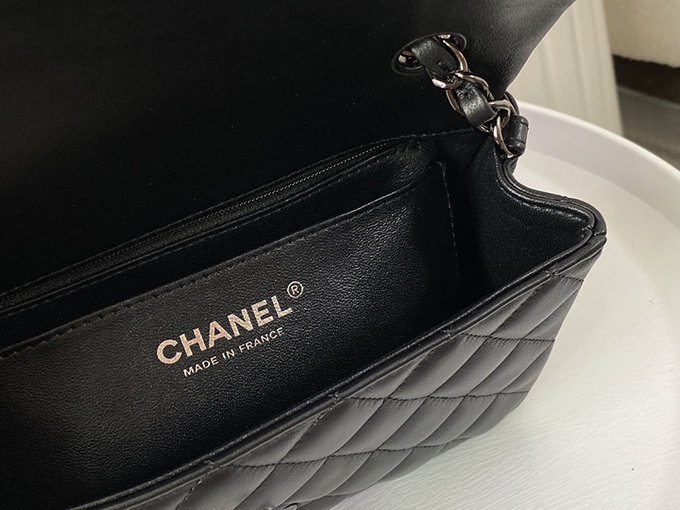 Chanel Mini Lambskin Black with Ruthenium Hardware - Imagem 9