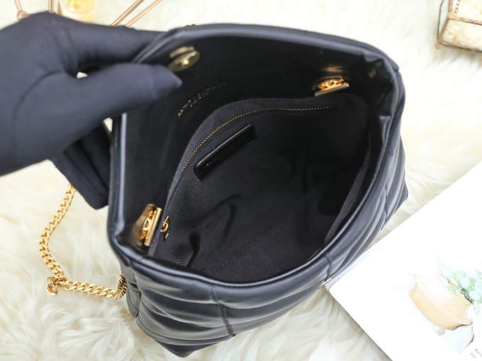 YSL Loulou - Imagem 13