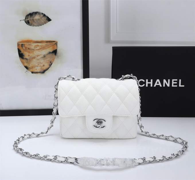 Chanel Mini Caviar Bag - Imagem 29