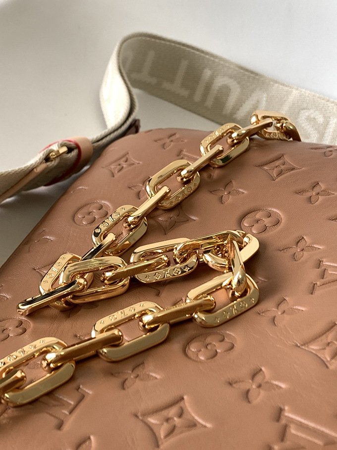 Louis Vuitton Coussin PM - Imagem 45