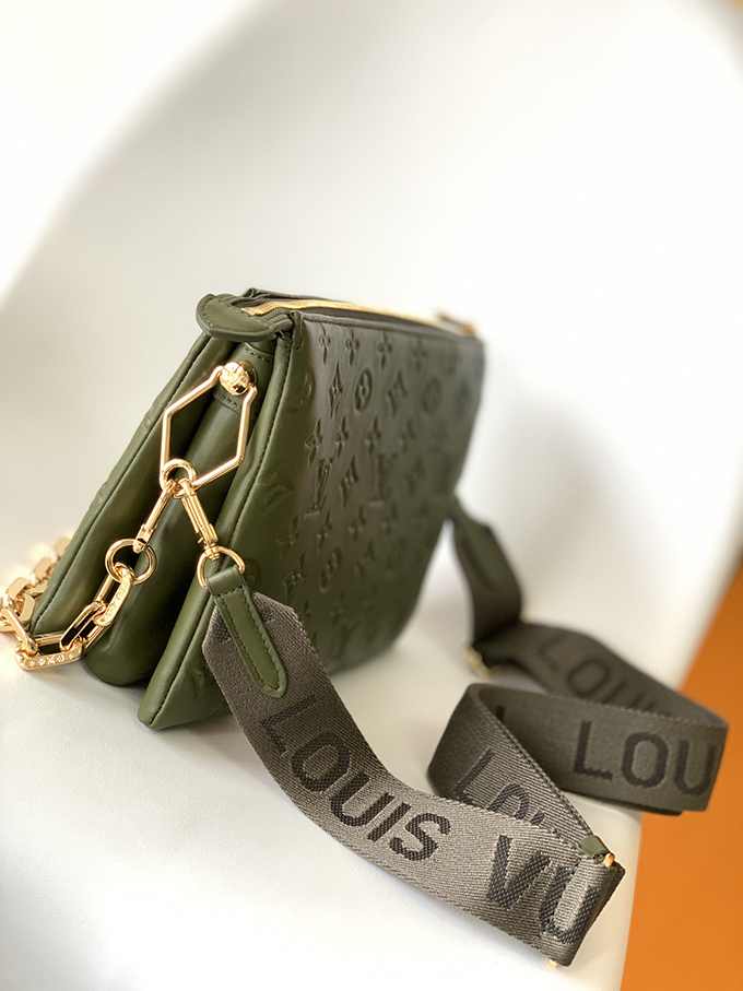 Louis Vuitton Coussin PM - Imagem 36