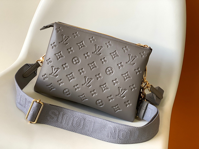 Louis Vuitton Coussin PM - Imagem 4