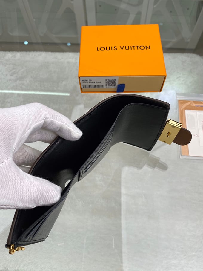 Louis Vuitton Dauphine Compact Wallet - Imagem 13