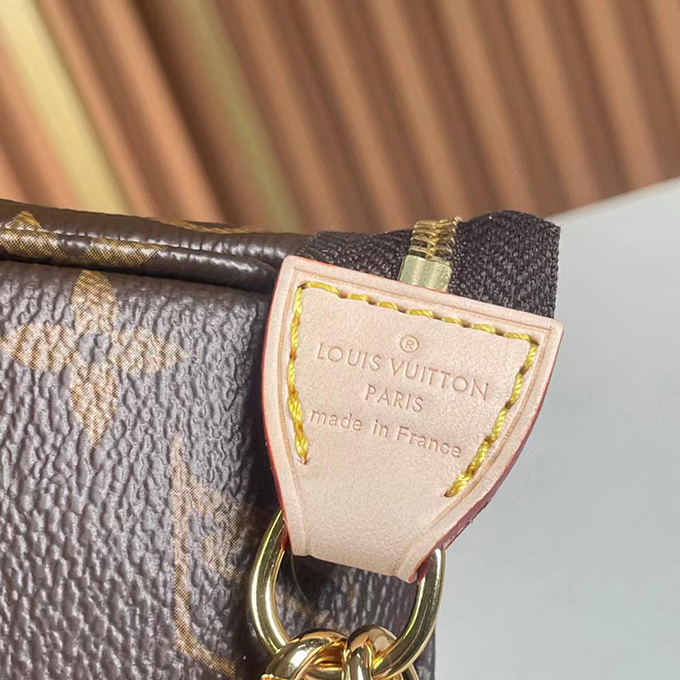 Louis Vuitton POCHETTE ACCESSOIRES - Imagem 9