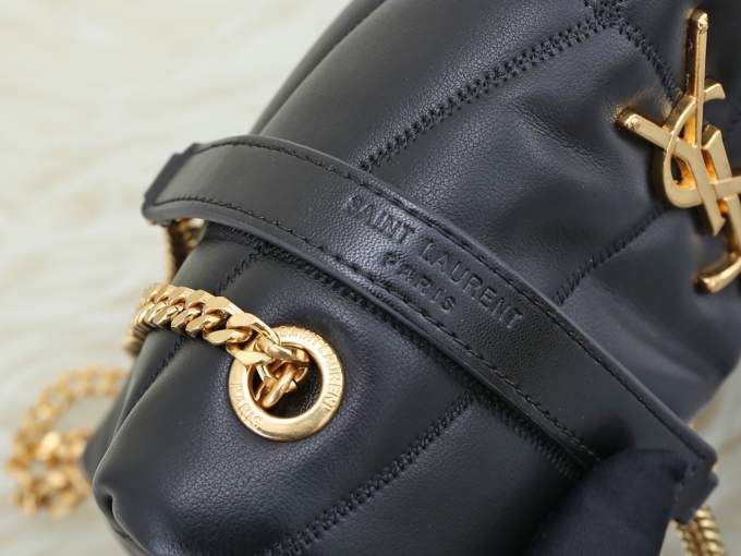 YSL Loulou - Imagem 17