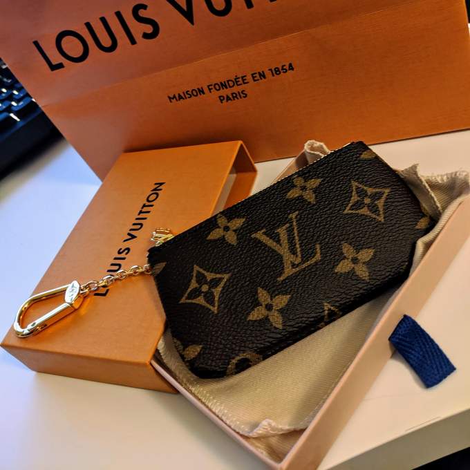 Louis Vuitton Key Pouch - Imagem 2