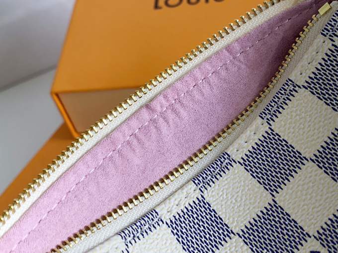 Louis Vuitton Mini Pochette - Imagem 22