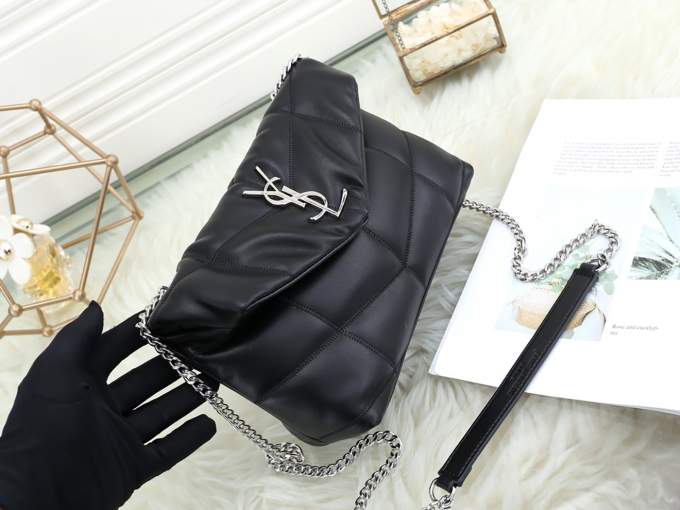 YSL Loulou - Imagem 23