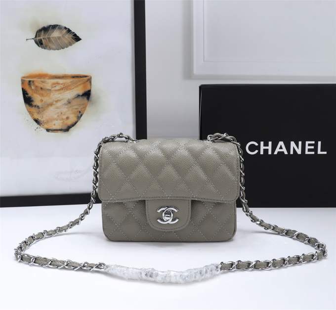 Chanel Mini Caviar Bag - Imagem 41