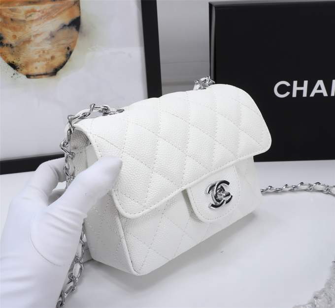 Chanel Mini Caviar Bag - Imagem 49