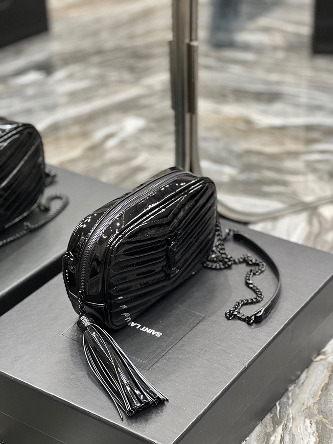 YSL Loulou Camera Bag Black Patent - Imagem 4