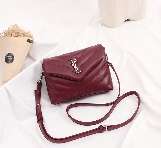 YSL Loulou Toy Bag Matelassé “Y” Leather - Imagem 28