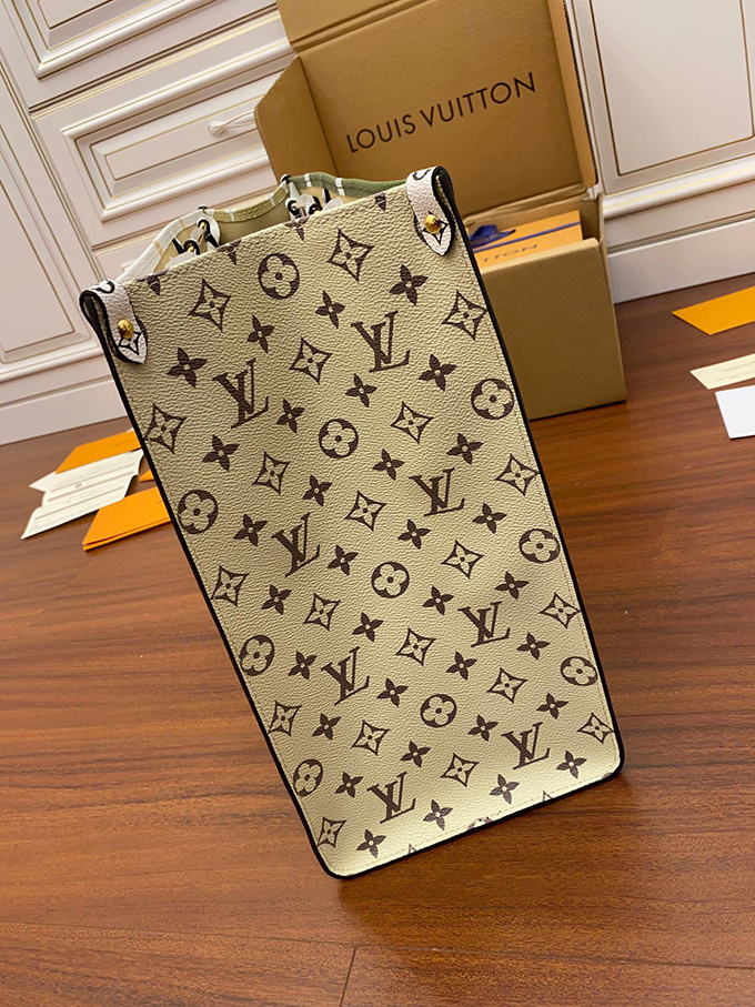 Louis Vuitton OnTheGo Empreinte - Imagem 8
