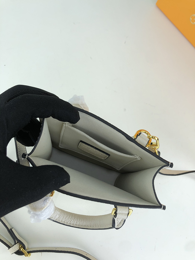 Louis Vuitton Petit Sac Plat - Imagem 6