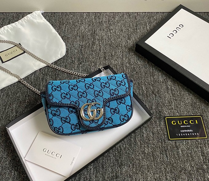 Gucci Marmont GG Crossbody Mini Bag - Imagem 2