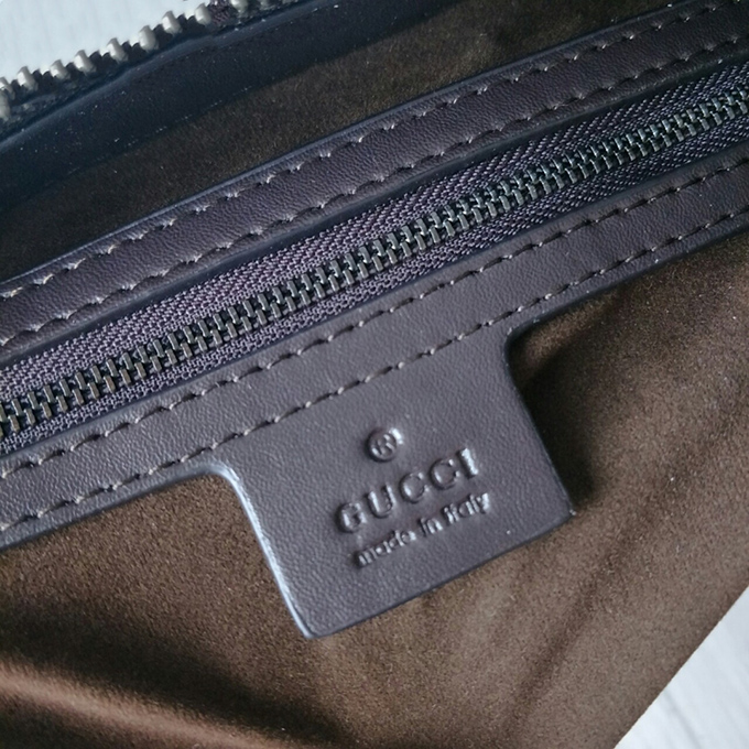 Gucci Signature Messenger Bag - Imagem 15