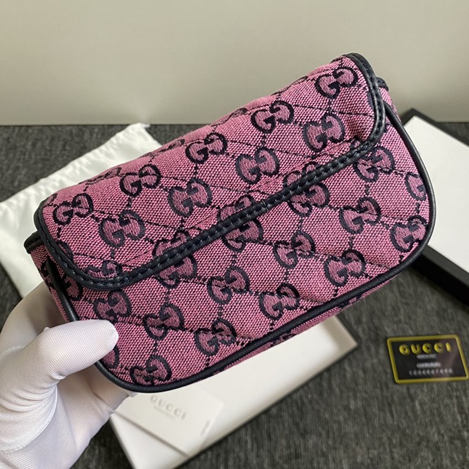 Gucci Marmont GG Crossbody Mini Bag - Imagem 37