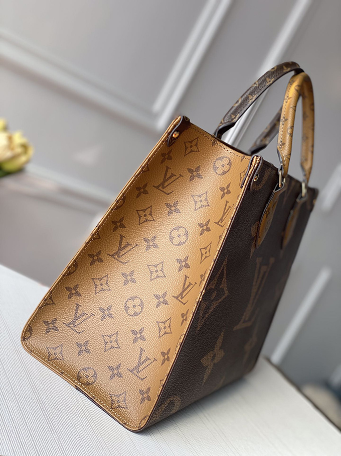 Louis Vuitton ONTHEGO MM - Imagem 7