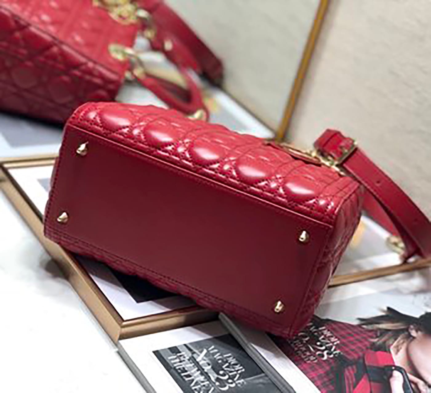 Medium Lady Dior Soft Leather Bag - Imagem 17