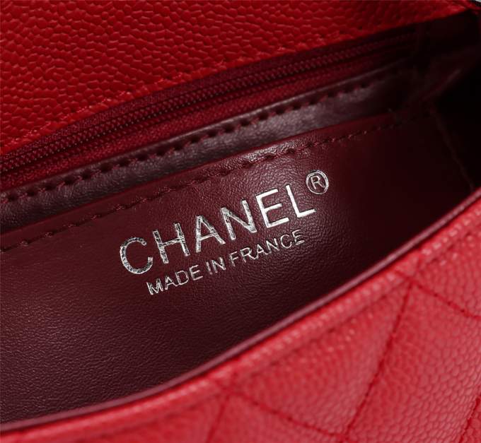 Chanel Mini Caviar Bag - Imagem 25