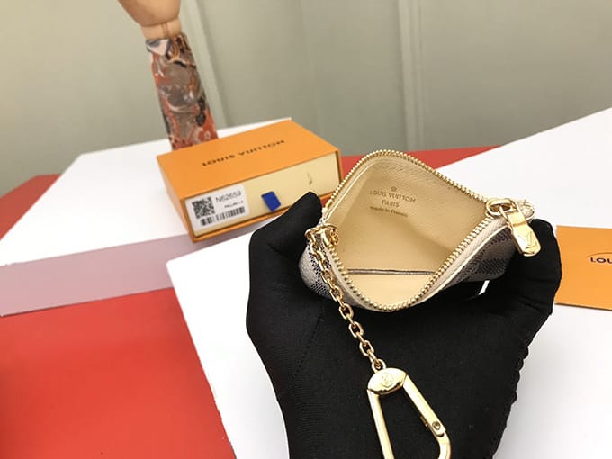 Louis Vuitton Key Pouch - Imagem 16