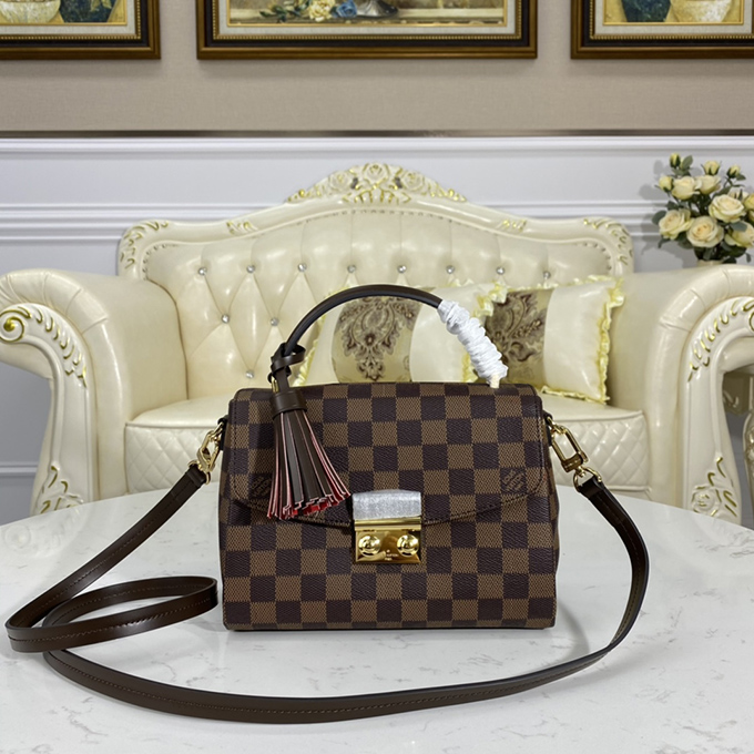Louis Vuitton Croisette Crossbody - Imagem 2