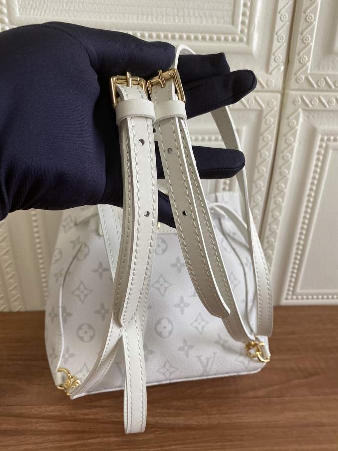 Louis Vuitton Sperone BB Backpack - Imagem 19