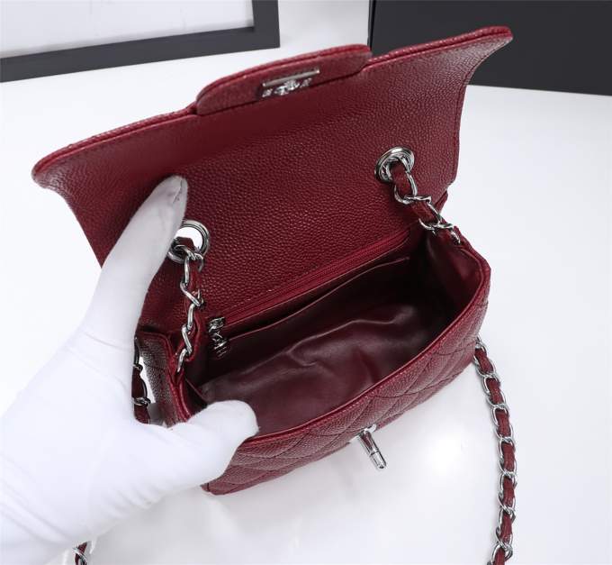 Chanel Mini Caviar Bag - Imagem 42