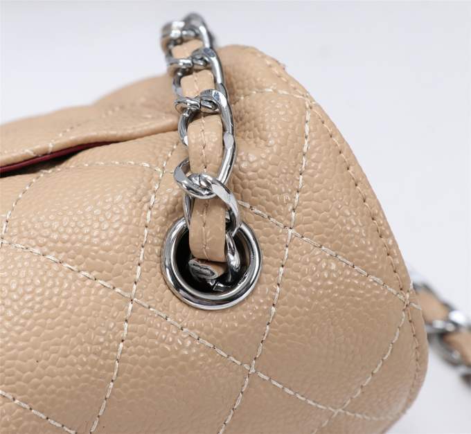Chanel Mini Caviar Bag - Imagem 45
